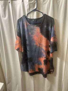Tie-Dye Waffle Knit Tunic Top - Black & Orange